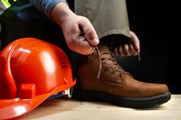 Optimal Footwear for Warehouse Work